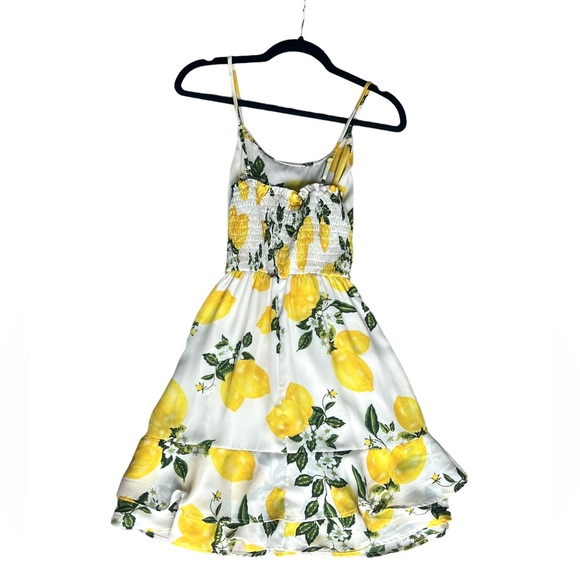 Lida Kate white and yellow lemon print flowy dress size small - Picture 3 of 6